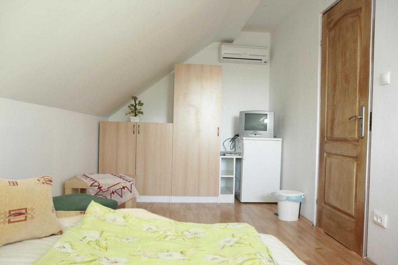 Apartment Kata Štúrovo Exterior foto